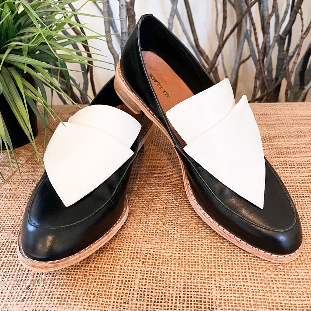 ALL BLACK Flatbow Cowman Loafers Black and White, Size 8.5